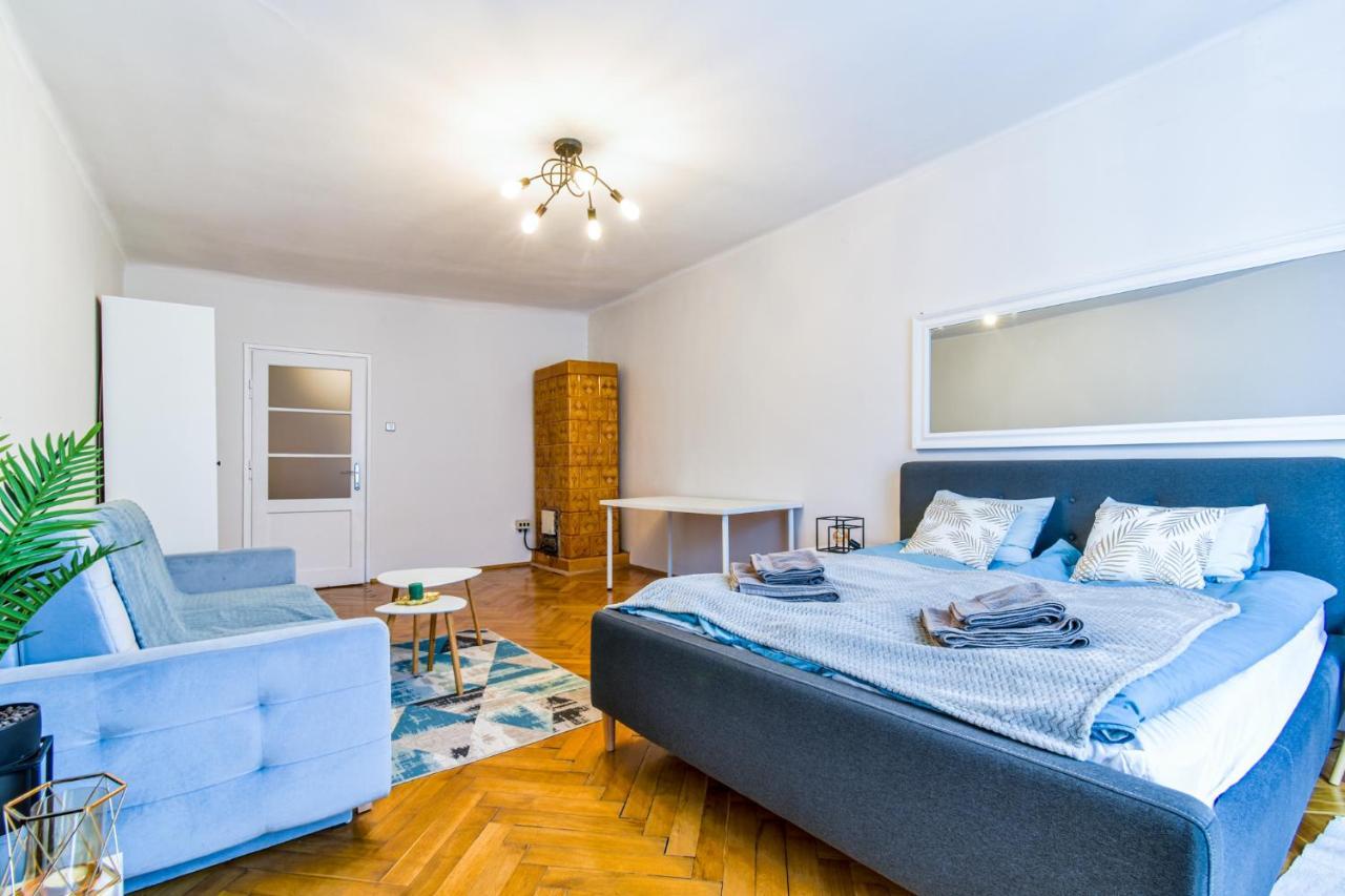 Royal Flats Old Town Apartment คราคูฟ ภายนอก รูปภาพ