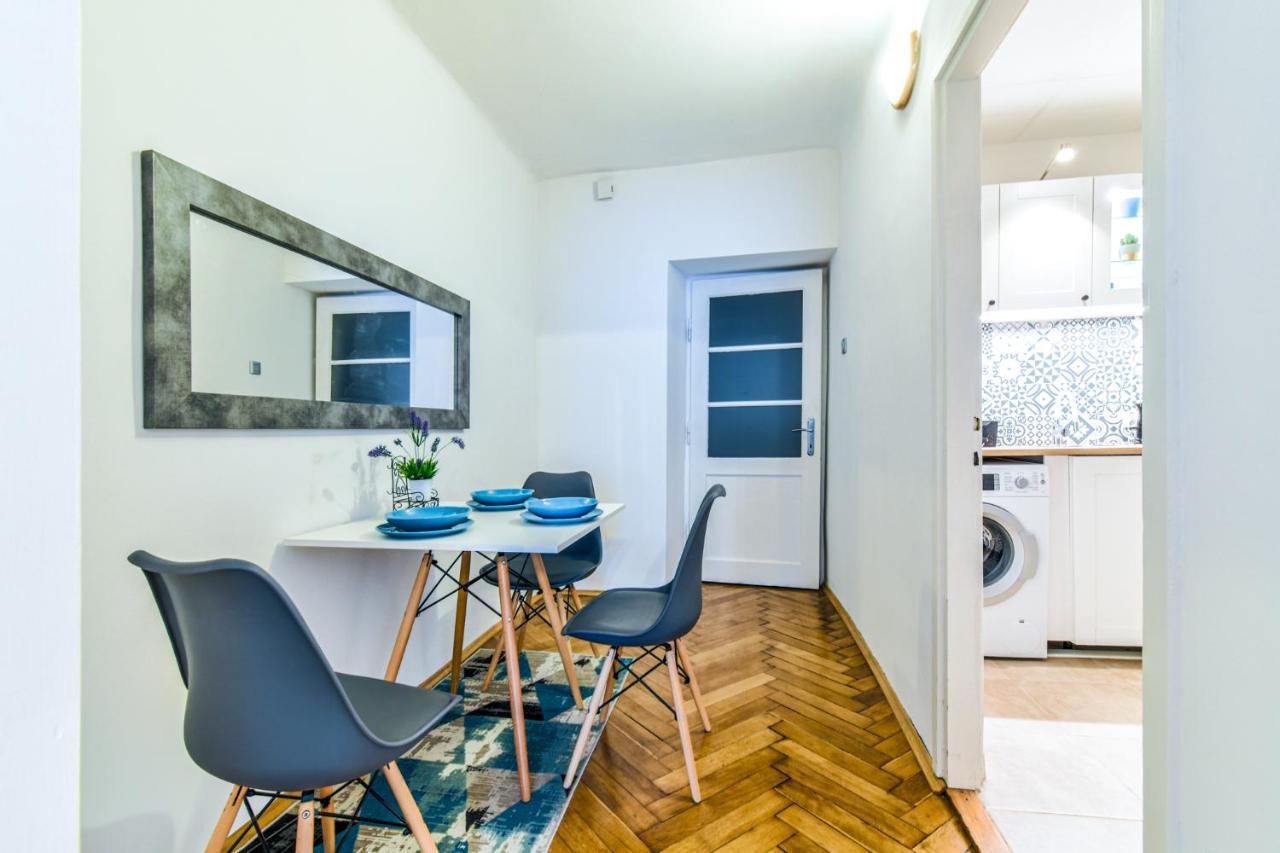 Royal Flats Old Town Apartment คราคูฟ ภายนอก รูปภาพ